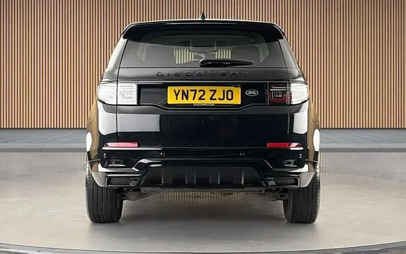Used Land Rover Discovery Sport SE Dynamic 249 HP (183 kW) 2022 Santorini black SUV
