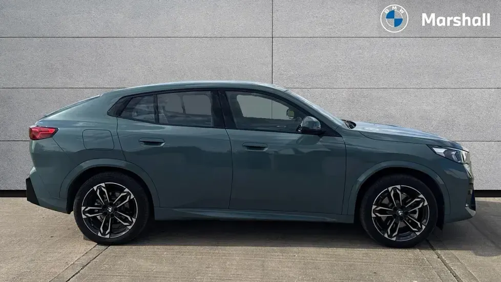 Used BMW iX2 M Sport 230 kW (313 HP) 2025 Green SUV