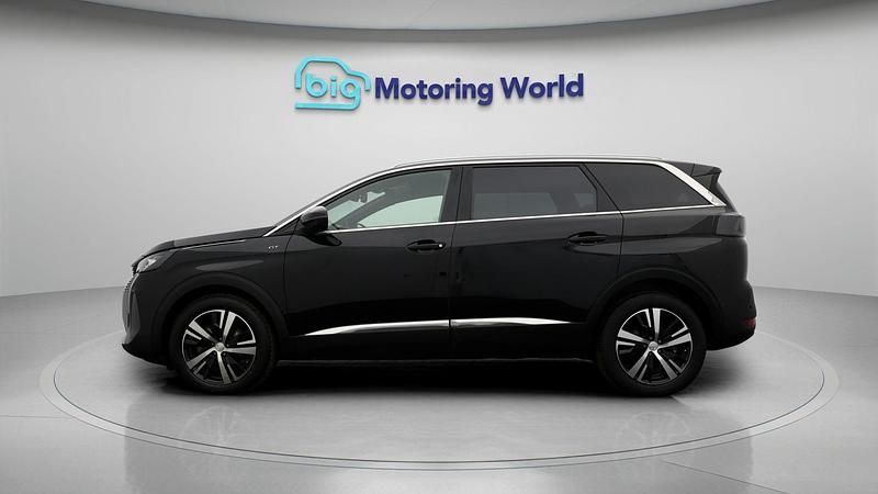 Used Peugeot 5008 GT 129 HP (94 kW) 2022 Black SUV