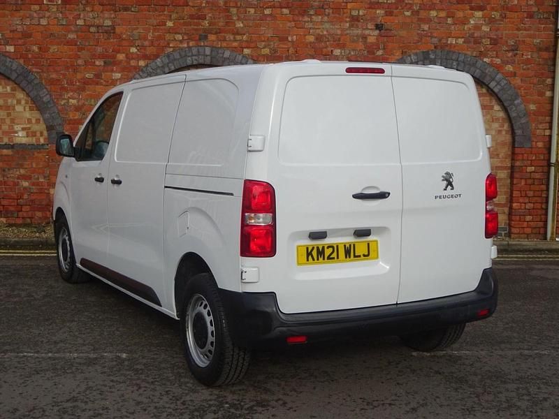 Used Peugeot Expert S 2021 White Van