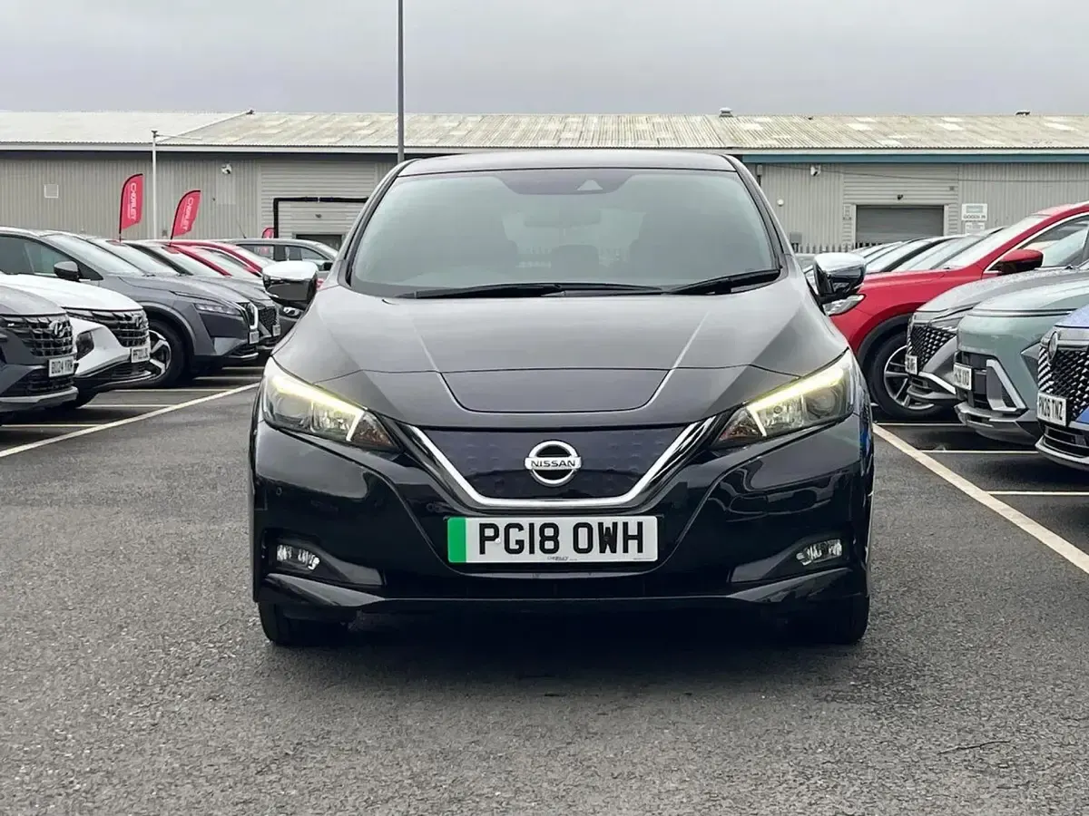 Used Nissan Leaf N-Connecta 110 kW (150 HP) 2018 Black Hatchback