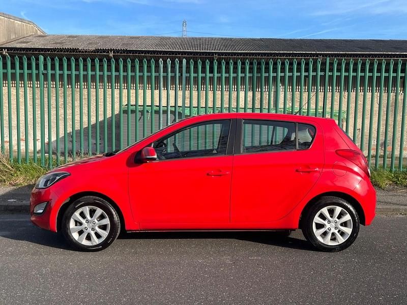 Used Hyundai i20 Active 2012 Red Hatchback