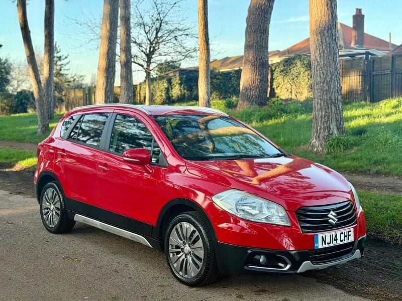 Used Suzuki SX4 S-Cross SZ4 120 HP (88 kW) 2014 Red Hatchback