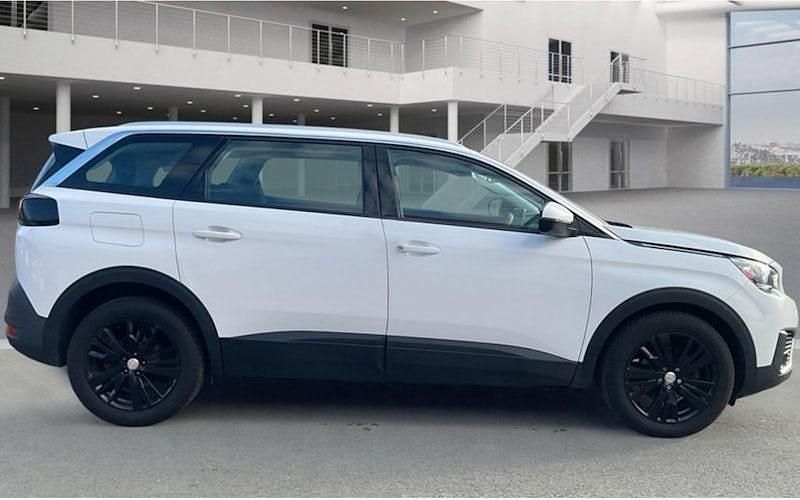 Used Peugeot 5008 Active 131 HP (96 kW) 2019 White SUV