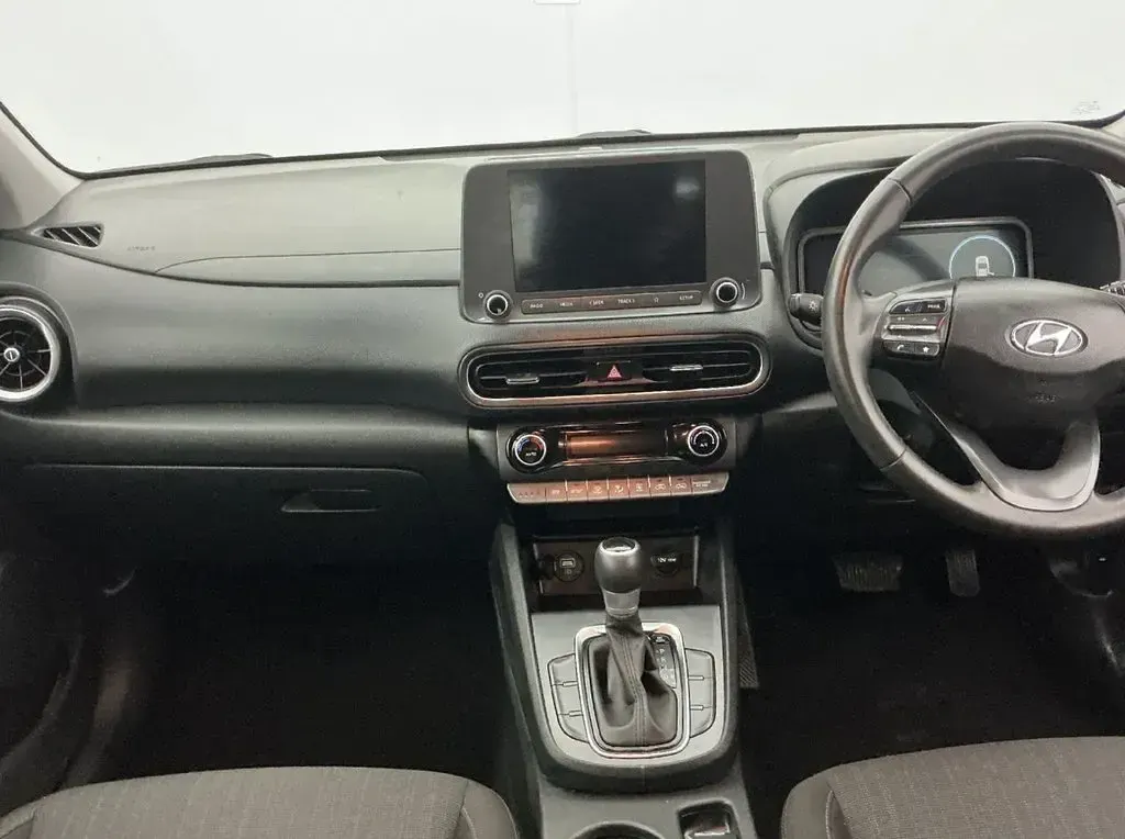 Used Hyundai Kona SE 141 HP (103 kW) 2021 Blue SUV