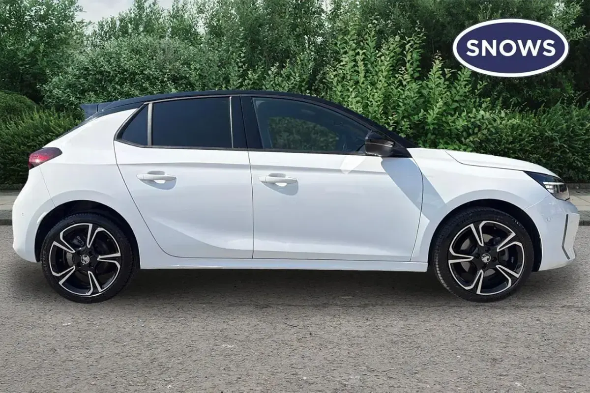 Used Vauxhall Corsa S 128 HP (94 kW) 2025 White Hatchback