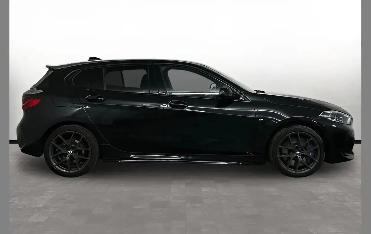 Used BMW 118 M Sport 134 HP (98 kW) 2024 Black Hatchback