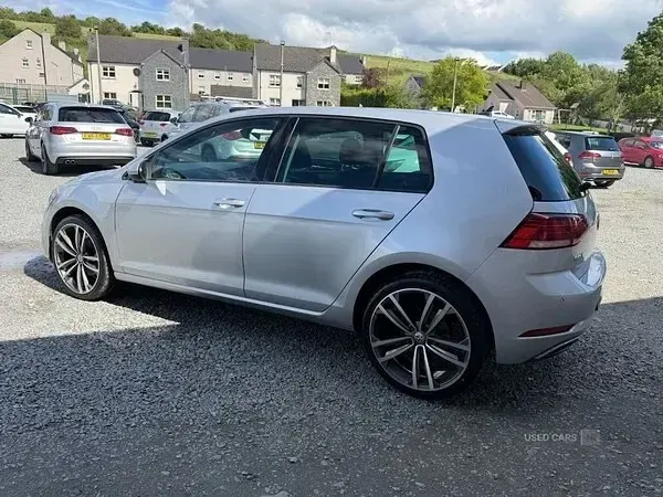 Used VW Golf VII Match 115 HP (84 kW) 2019 Silver Hatchback