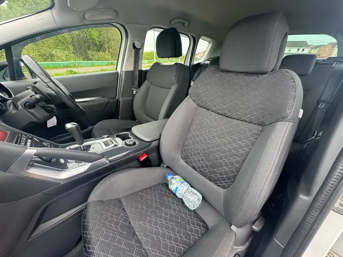 Begagnad Peugeot 3008 Active 2015 Vit Kombi