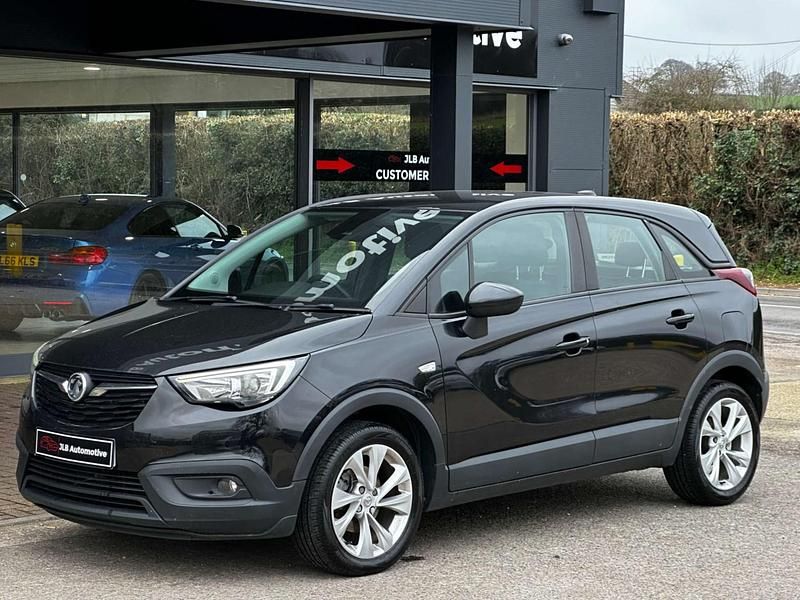 Used Vauxhall Crossland X S 110 HP (80 kW) 2019 Black SUV