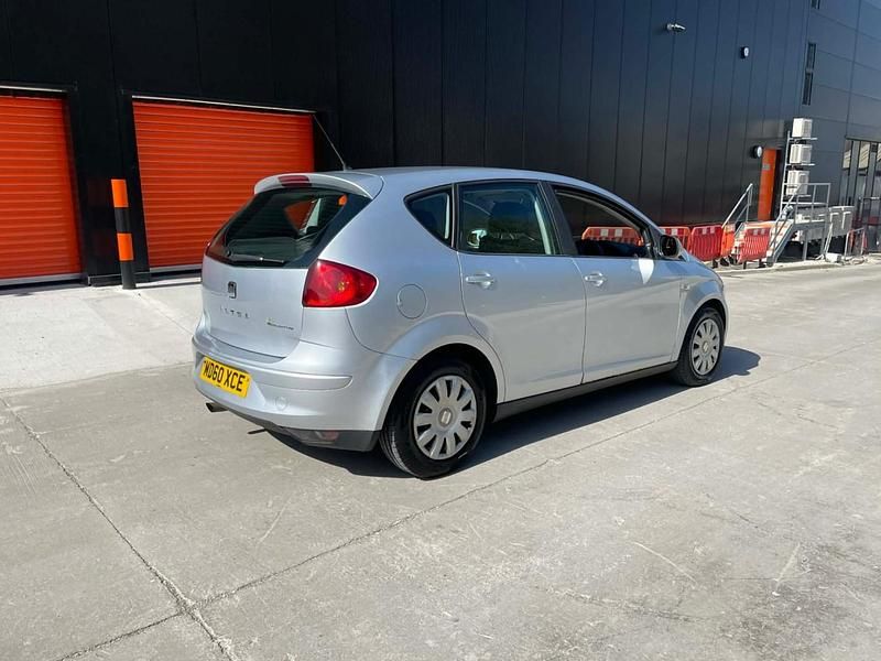Used Seat Altea Ecomotive 2010 Silver MPV