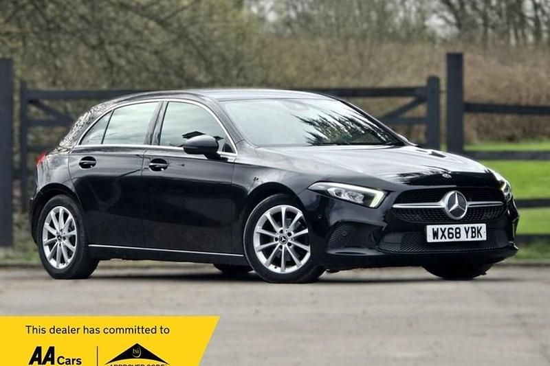 Used Mercedes A180 Executive 136 HP (100 kW) 2018 Black Hatchback