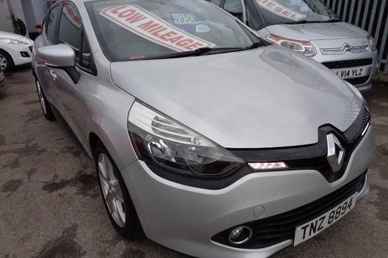 Silver Used 2013 Renault Clio IV Expression+ Hatchback | £4,950 (Fair price) - Image 1/1