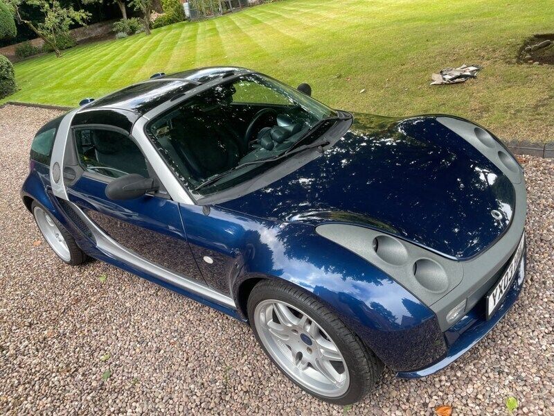 Blue/silver Used 2024 Smart Roadster Cabriolet | £10,995 - Image 1/4