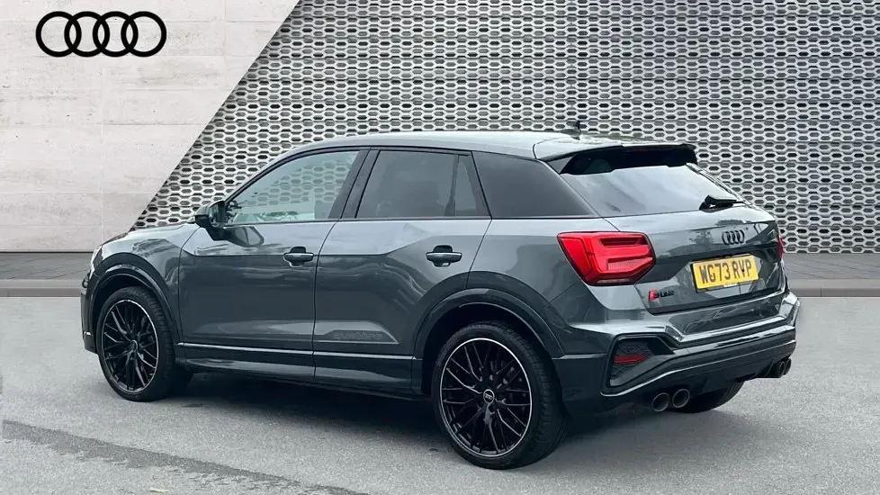 Używany Audi SQ2 Black Edition 300 KM (220 kW) 2023 Szary SUV