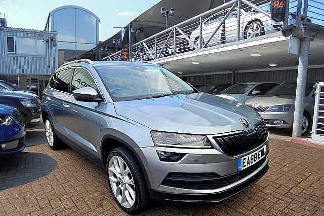 Business grey metallic Used 2018 Skoda Karoq SUV | £17,980 (Fair price) - Image 1/4