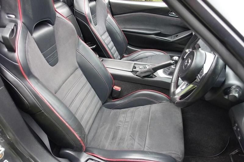 Used Mazda MX5 Edition 160 HP (117 kW) 2017 Grey Cabriolet