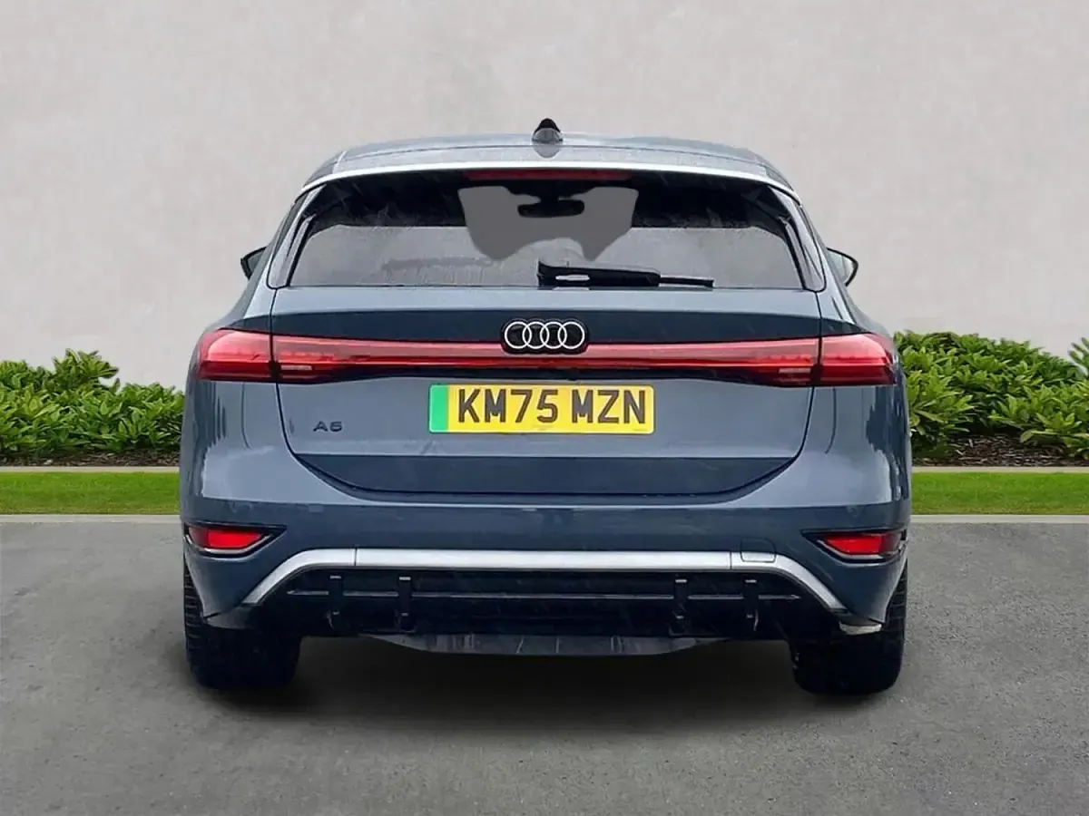 Nuevo Audi A6 e-tron S-Line 269 kW (367 CV) 2025 Azul Familiar
