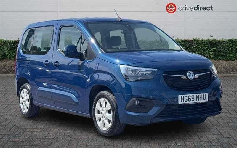 Used 2020 Vauxhall Combo MPV | £10,841 (Fair price) - Image 1/4