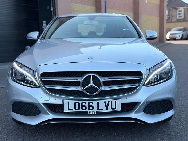Begagnad Mercedes C350e 2016 Silver Sedan