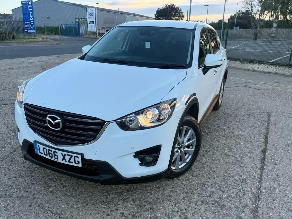 Used Mazda 6 2017 White Estate