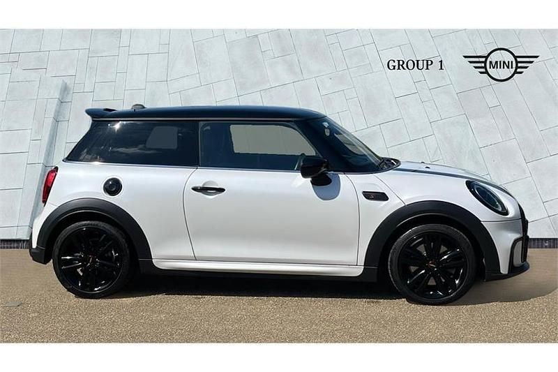 Used Mini Cooper S Sport 192 HP (141 kW) 2023 White Hatchback