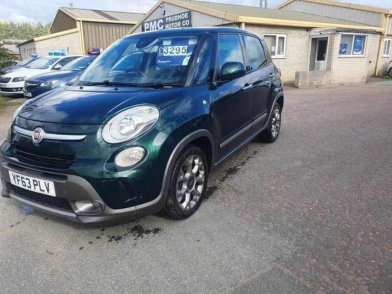 Used Fiat 500L Trekking 85 HP (62 kW) 2013 Green MPV