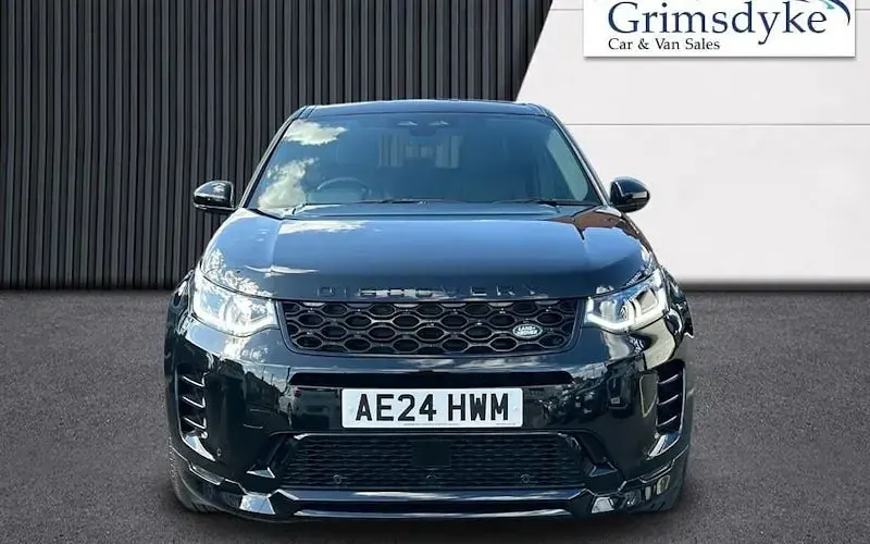Used Land Rover Discovery Sport HSE Dynamic 204 HP (150 kW) 2024 Black SUV
