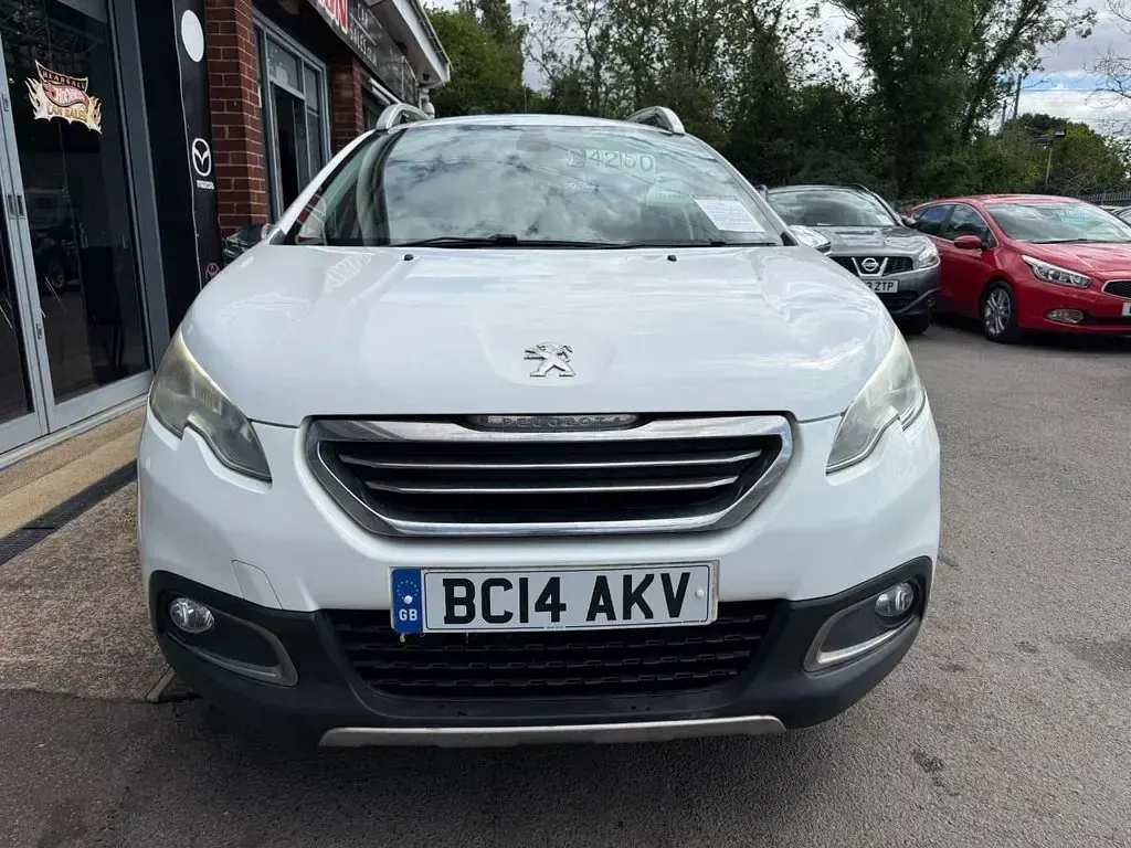 Used Peugeot 2008 Allure 82 HP (60 kW) 2014 White SUV