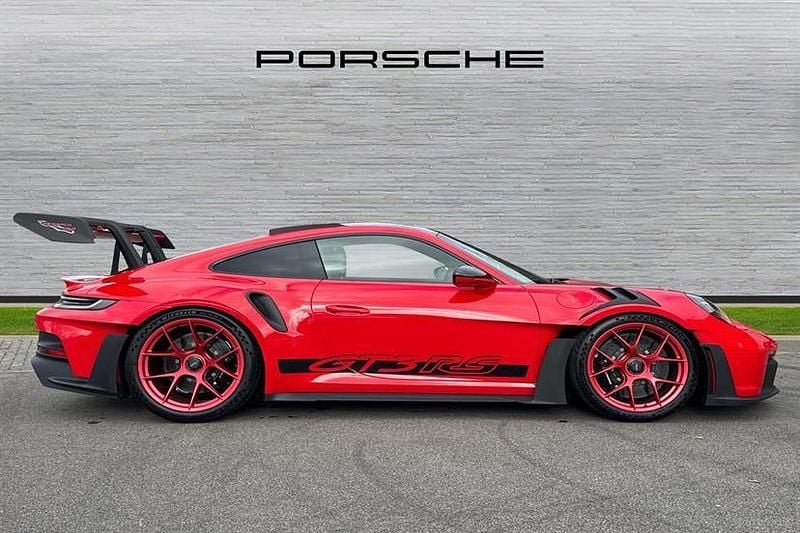 Used Porsche 911 GT3 RS 525 HP (386 kW) 2024 Guards red Coupe