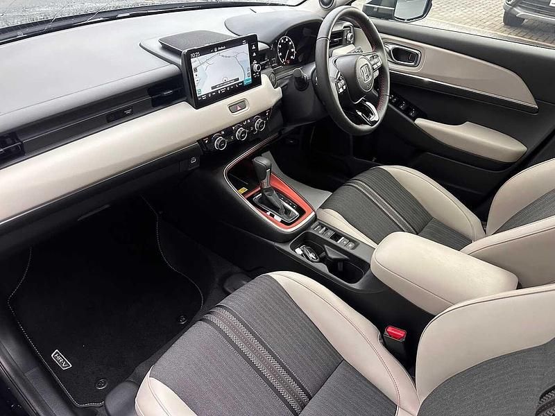 Used Honda HR-V Advance 131 HP (96 kW) 2023 Grey SUV