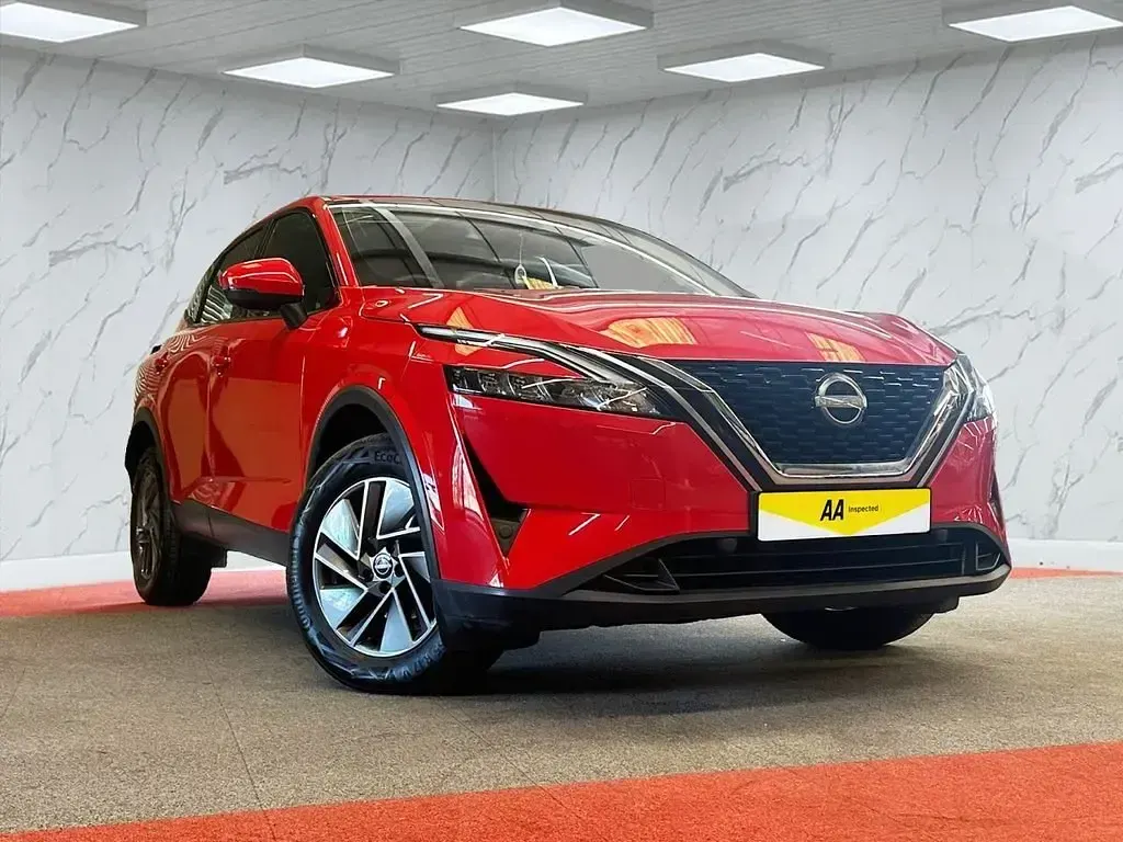 Gebraucht Nissan Qashqai Acenta Premium 2024 Rot SUV