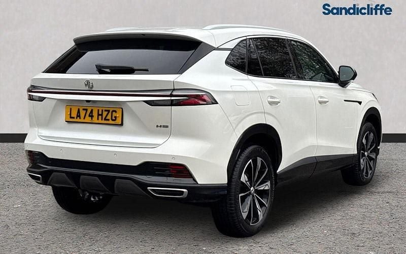 Used MG HS Trophy 170 HP (125 kW) 2024 Solid  arctic white SUV