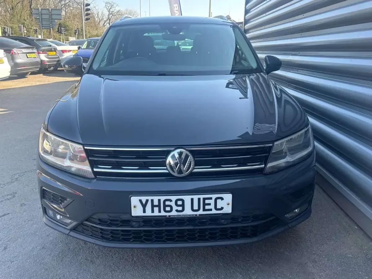 Usado VW Tiguan Match 150 HP (110 kW) 2019 Cinzento SUV