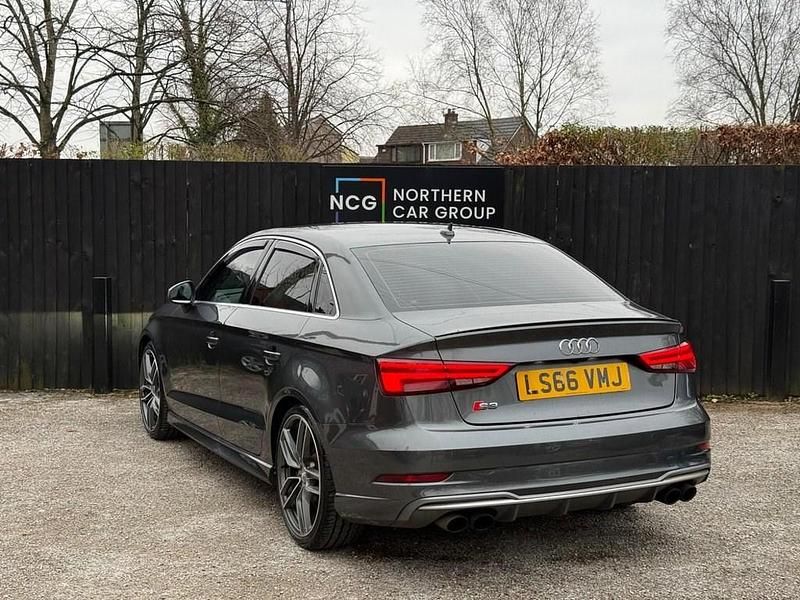 Used Audi A3 Advanced 310 HP (228 kW) 2016 Grey Sedan