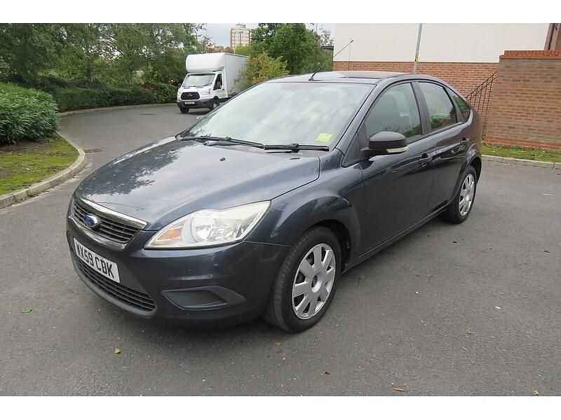 Używany Ford Focus Studio 110 KM (80 kW) 2009 Szary Hatchback