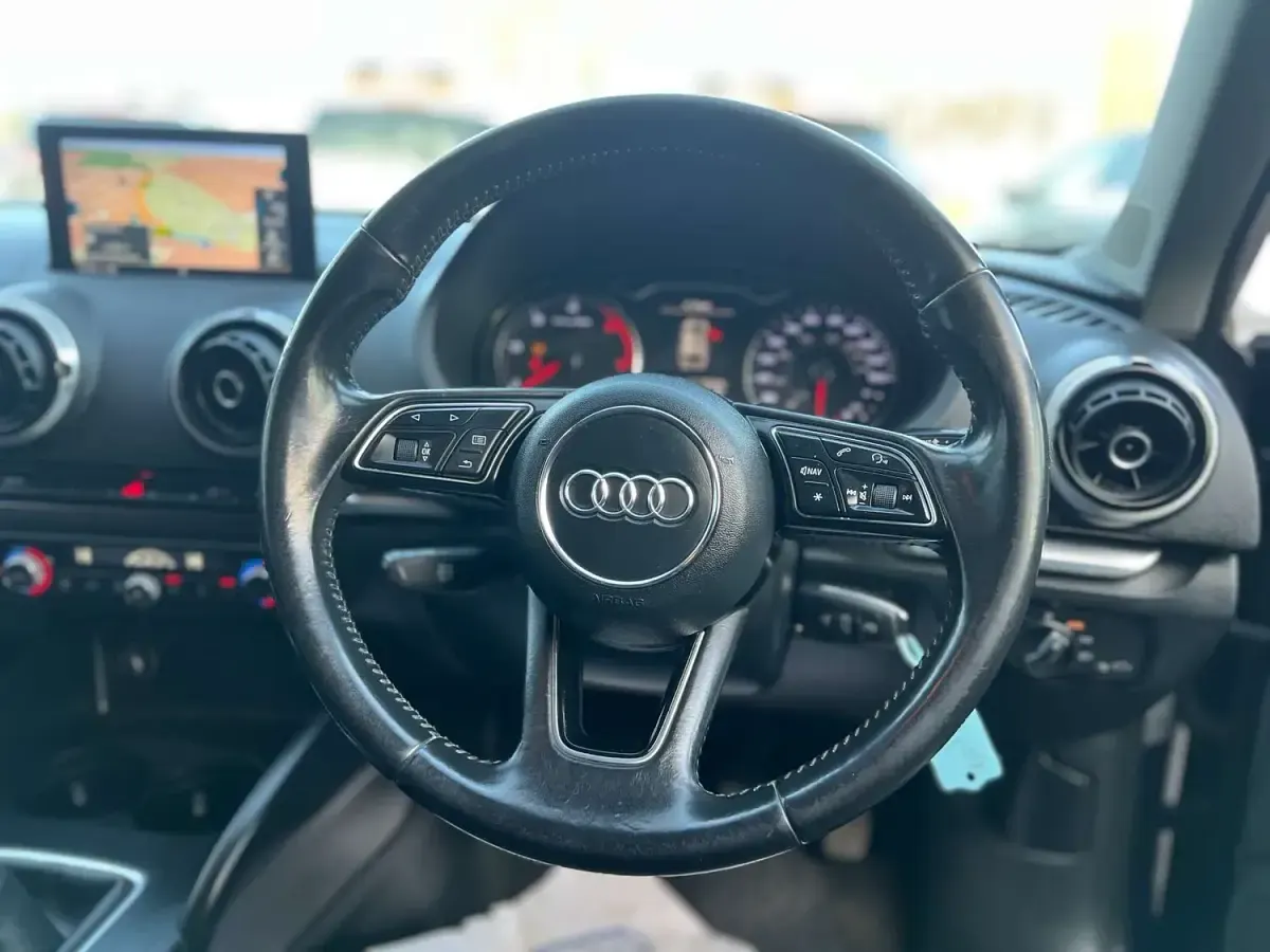 Used Audi A3 Sportback Sport 110 HP (80 kW) 2016 Blue Hatchback