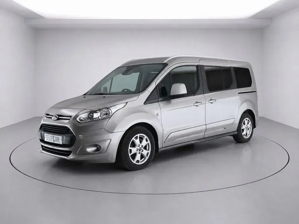 Used Ford Tourneo Connect Titanium 120 HP (88 kW) 2017 Grey MPV