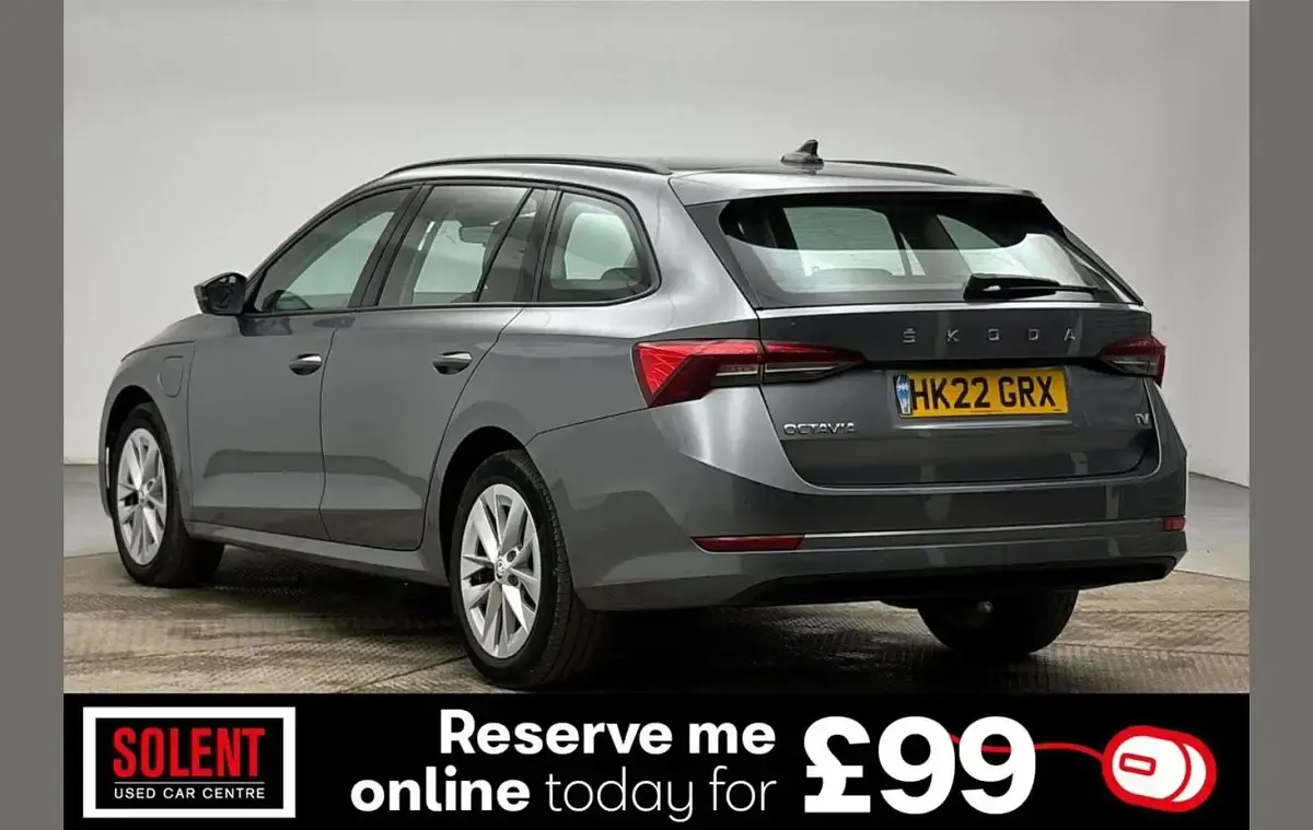 Used Skoda Octavia SE Technology 200 HP (147 kW) 2022 Grey Estate