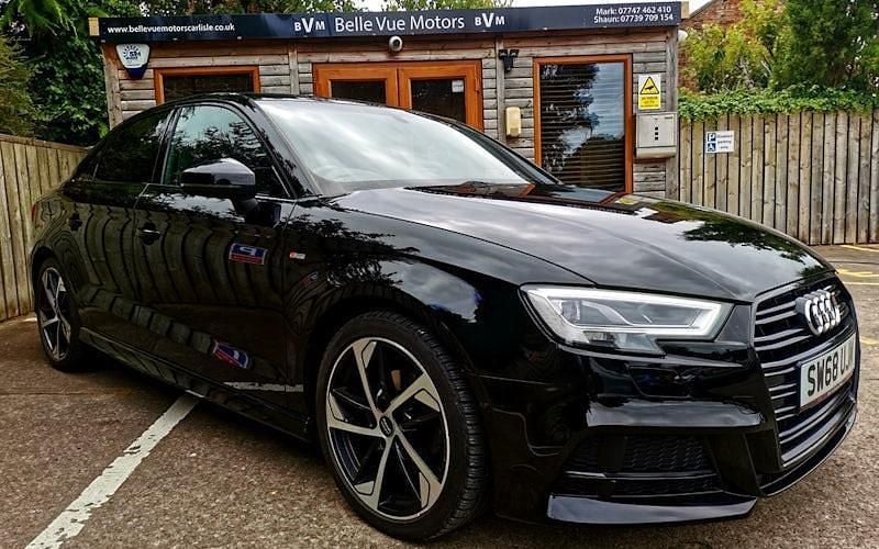 Usado Audi A3 Black Edition 150 HP (110 kW) 2019 Sedan