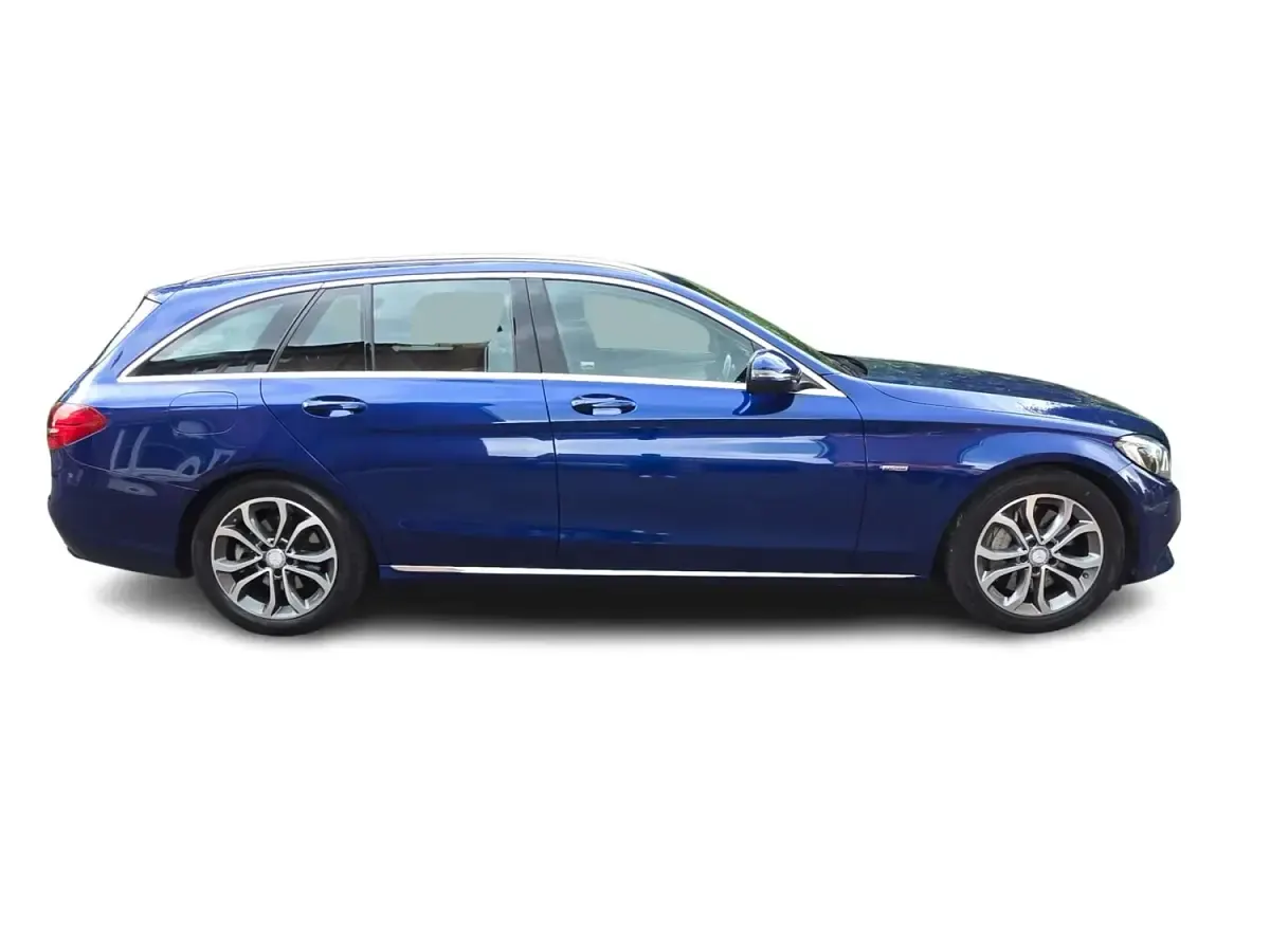 Begagnad Mercedes C350e 2016 Blå Kombi