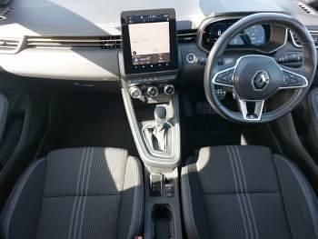 Used Renault Clio V Engineered 145 HP (106 kW) 2023 Black Hatchback