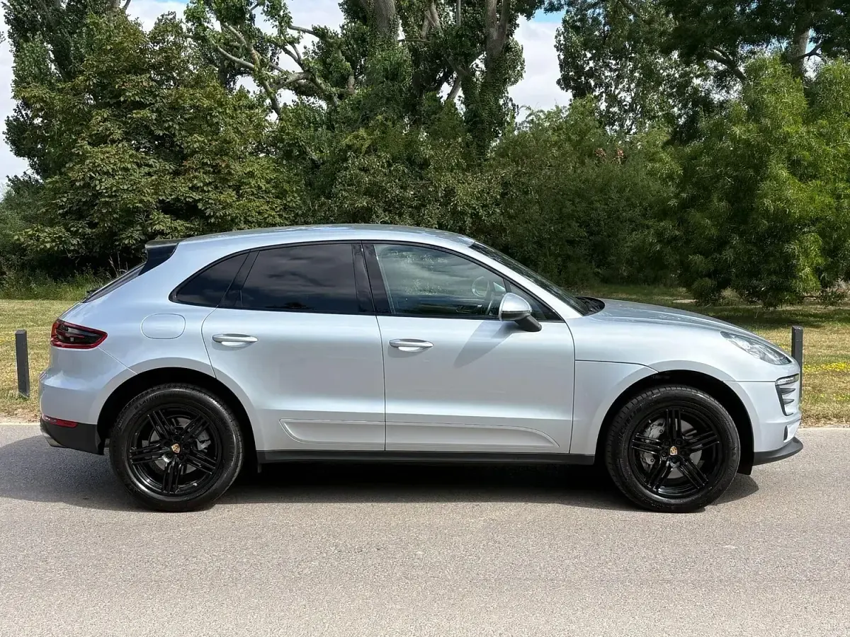 Used Porsche Macan 2017 Silver SUV