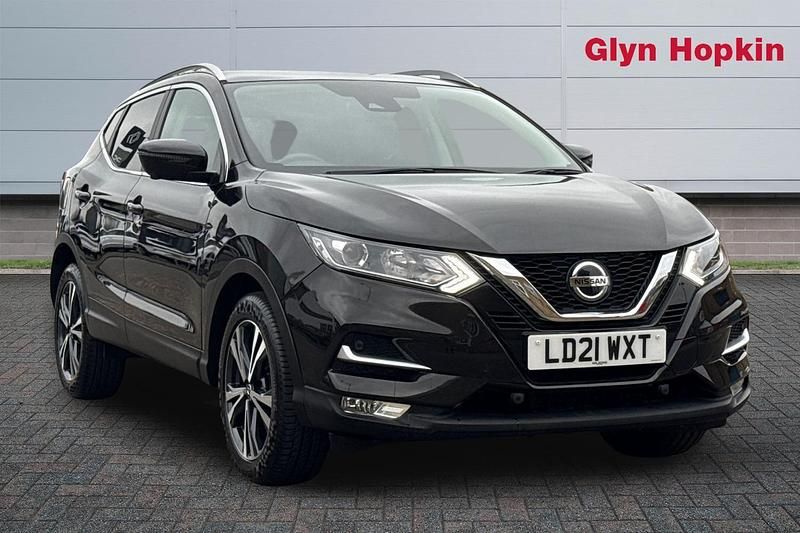 Used Nissan Qashqai N-Connecta 2021 Black SUV