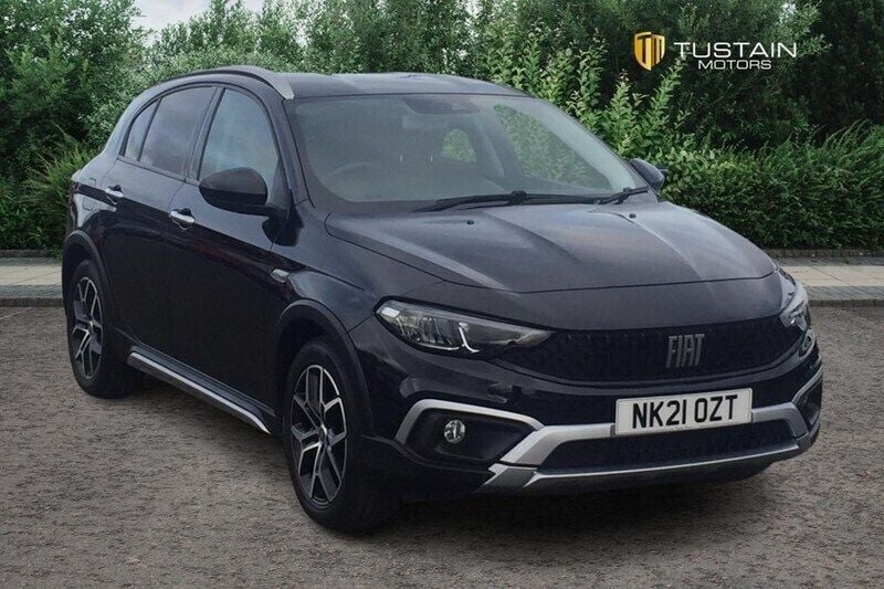 Used 2021 Fiat Tipo Cross | £9,999 (Fair price) - Image 1/1