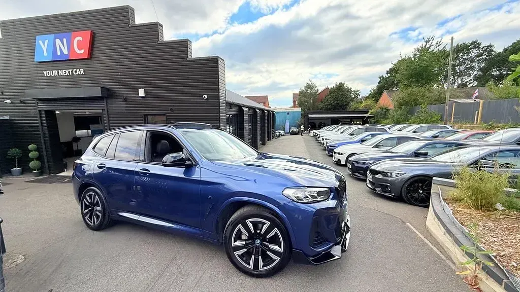 Used BMW iX3 M Sport 205 kW (280 HP) 2022 Blue SUV