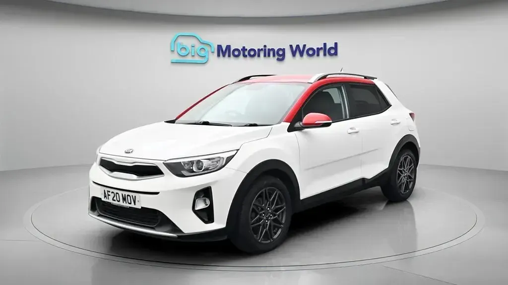Used Kia Stonic 118 HP (86 kW) 2020 White SUV