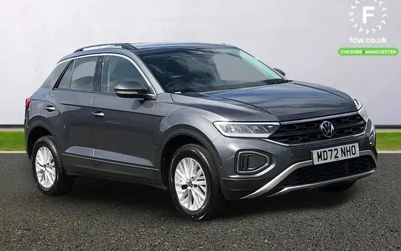 Used VW T-Roc Life 150 HP (110 kW) 2025 SUV