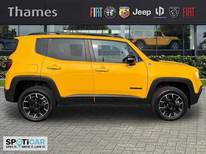 Used Jeep Renegade Trailhawk 237 HP (174 kW) 2024 Yellow SUV