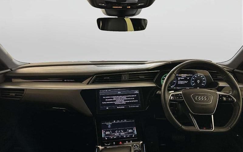 Begagnad Audi e-tron Black Edition 230 kW (313 HK) 2022 SUV